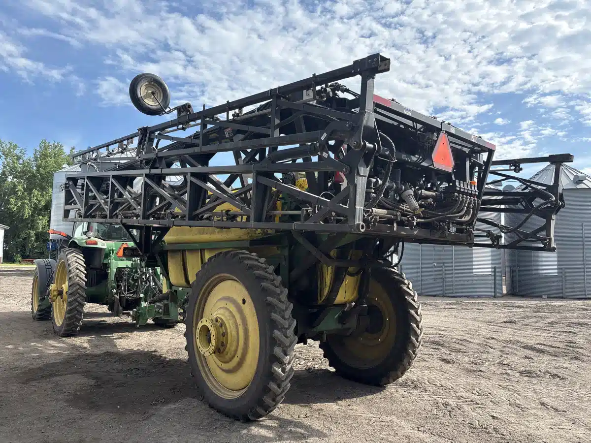 Gallery image 1 for 2011 Top Air TA1600 Sprayer - Pull Type
