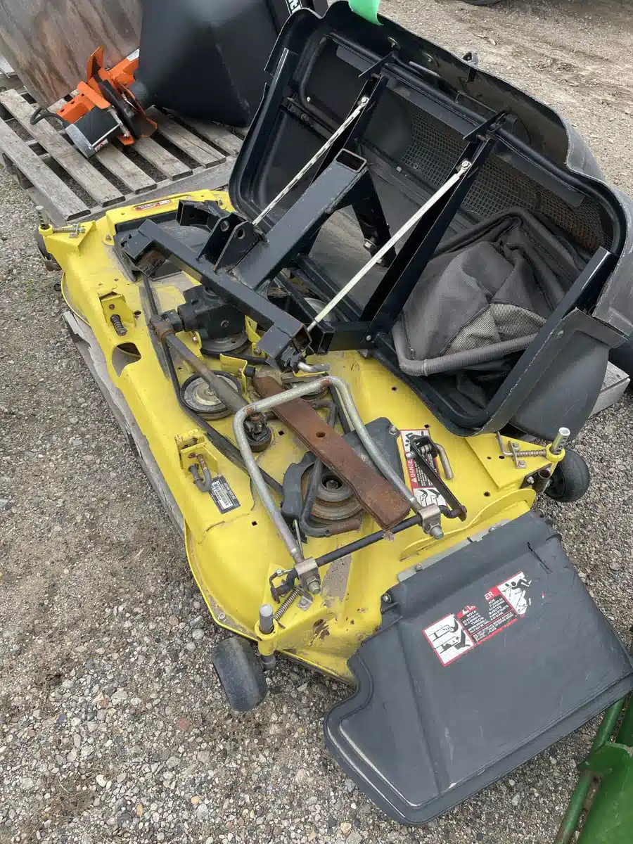 Gallery image 1 for Used John Deere EDGE 62 Tractor