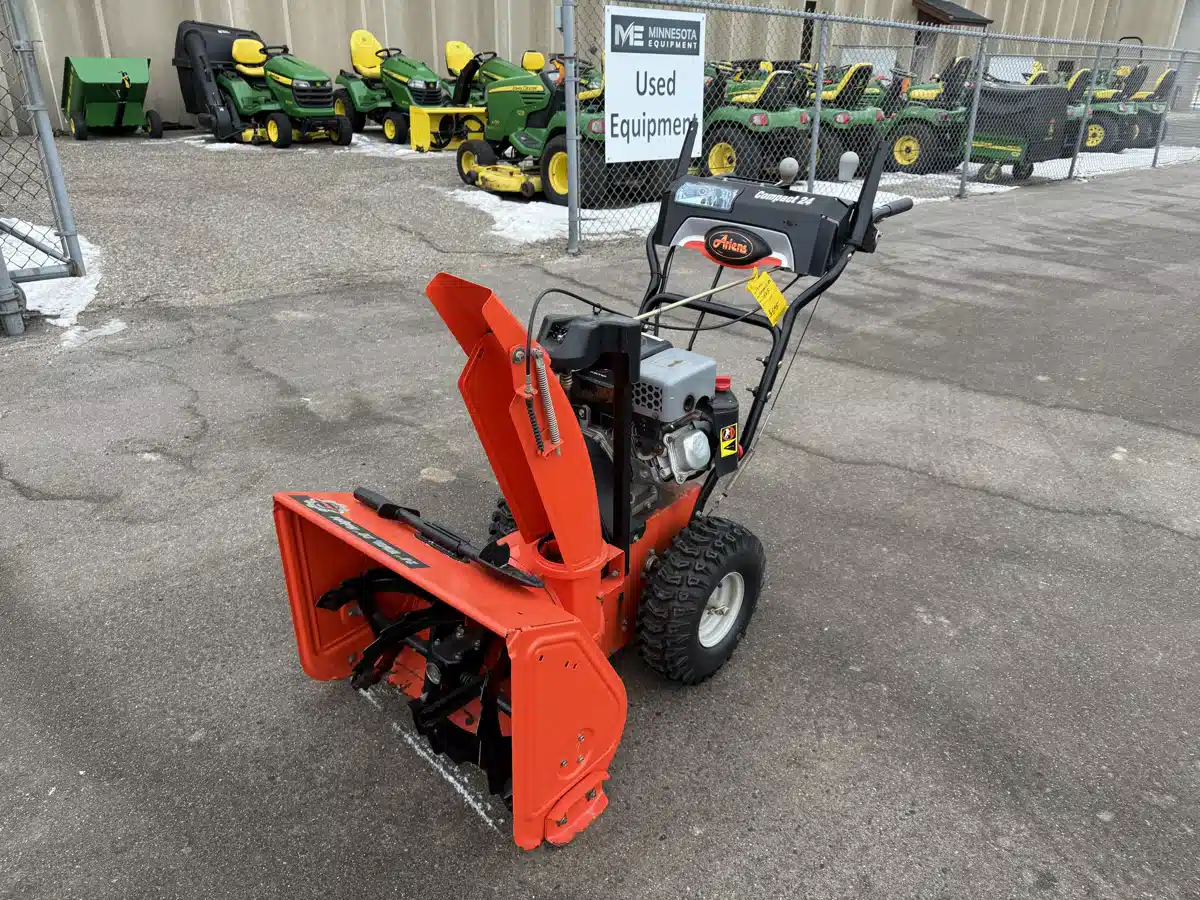 Gallery image 2 for Used Ariens COMPACT 24 Snow Blower