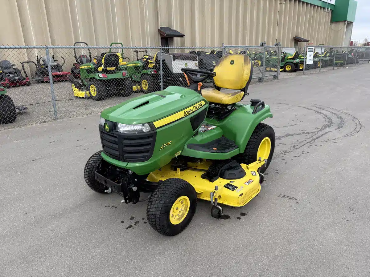 Gallery image 2 for Used 2021 John Deere X730 Lawn Tractor