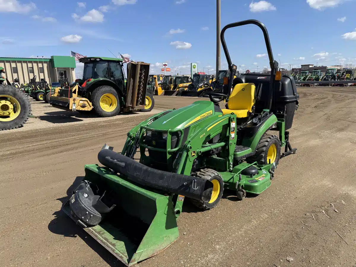 Gallery image 2 for Used 2019 John Deere 1025R Tractor