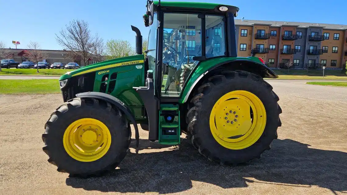Gallery image 1 for Used 2022 John Deere 6120M Tractor