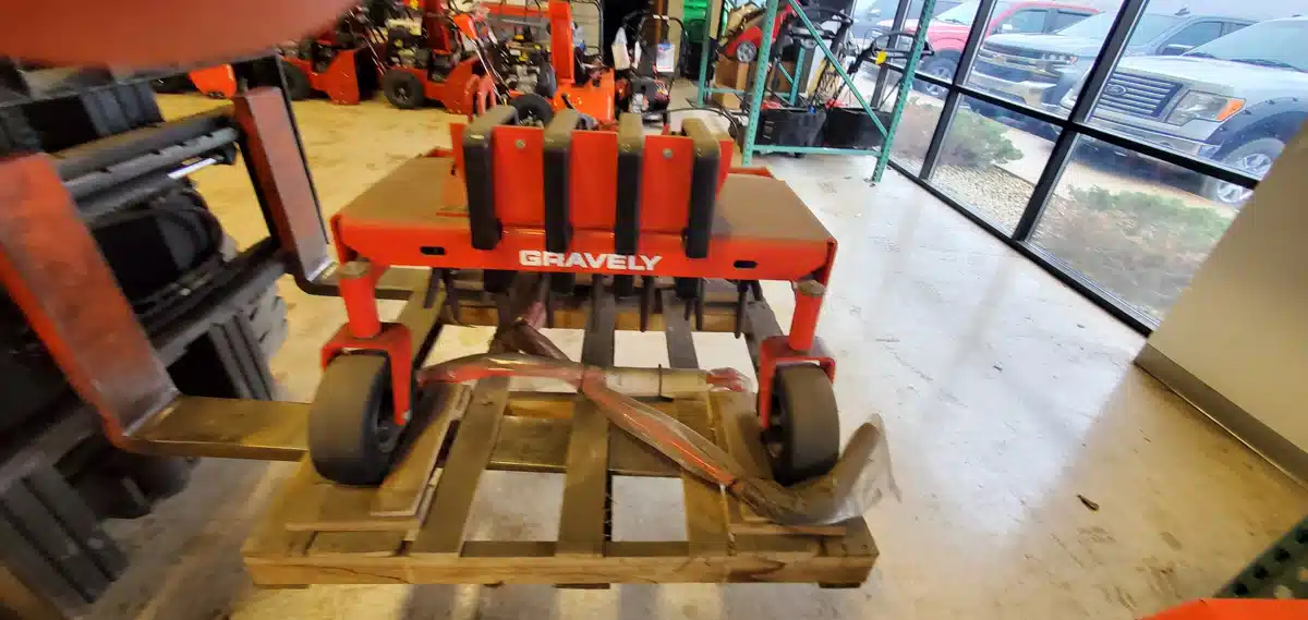 Gallery image 1 for Used 2022 Gravely 32" Aerator 885916 Attachment