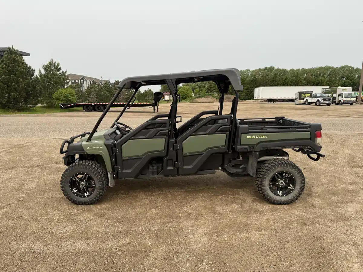 Gallery image 1 for Used 2023 John Deere XUV 825M S4 Utility Vehicle