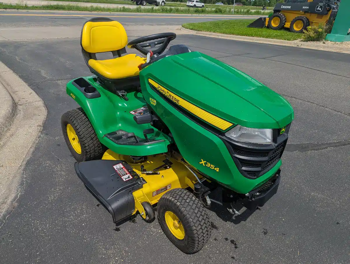 Gallery image 2 for Used 2017 John Deere X354 Lawn Tractor