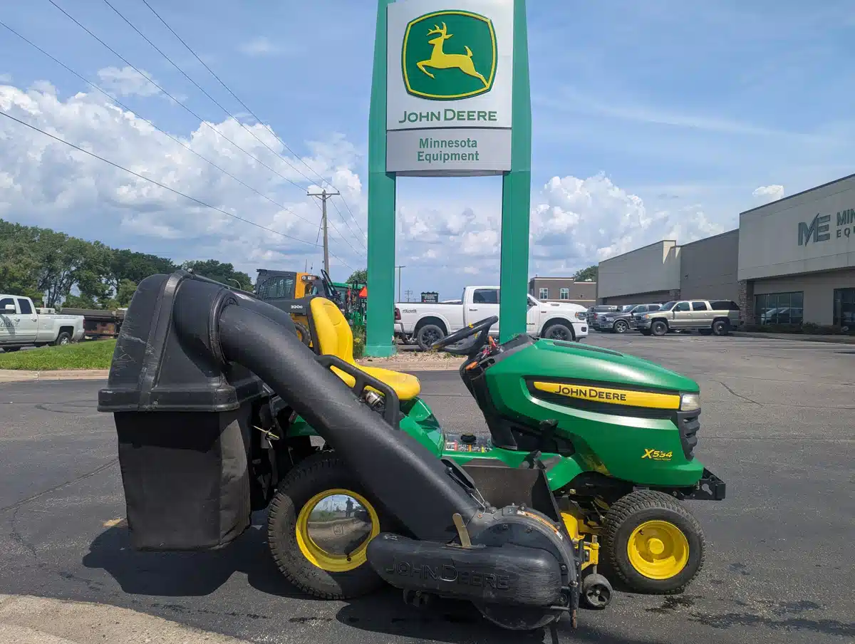 Gallery image 1 for Used 2010 John Deere X534 Lawn Tractor