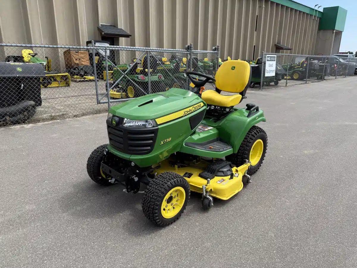 Gallery image 2 for Used 2022 John Deere X738 Lawn Tractor