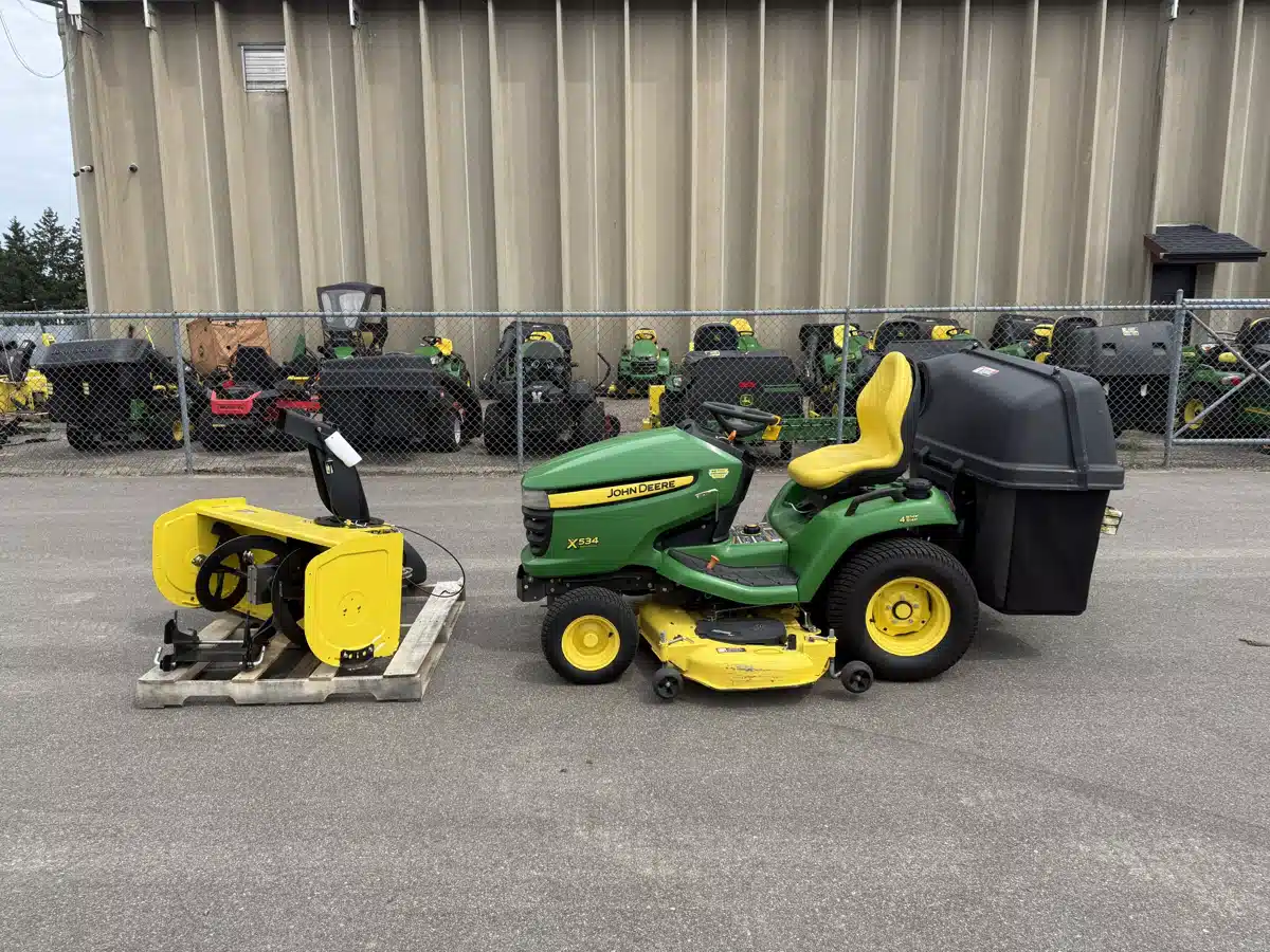 Gallery image 1 for Used 2012 John Deere X534 Lawn Tractor