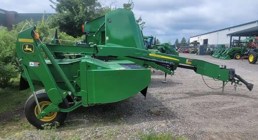 Gallery image 1 for Used 2015 John Deere 625 Mower Conditioner