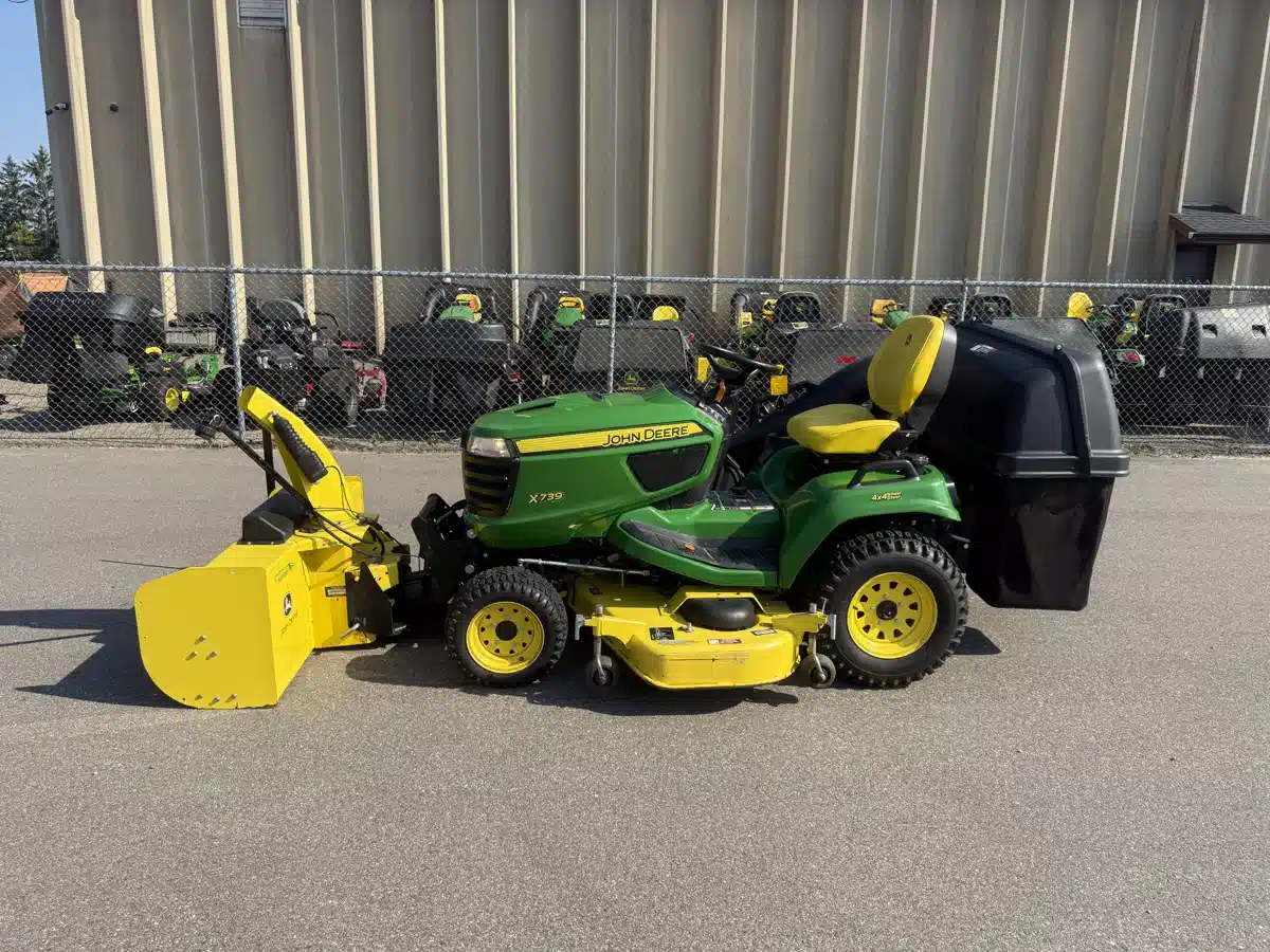 Gallery image 1 for Used 2017 John Deere X739 Lawn Tractor
