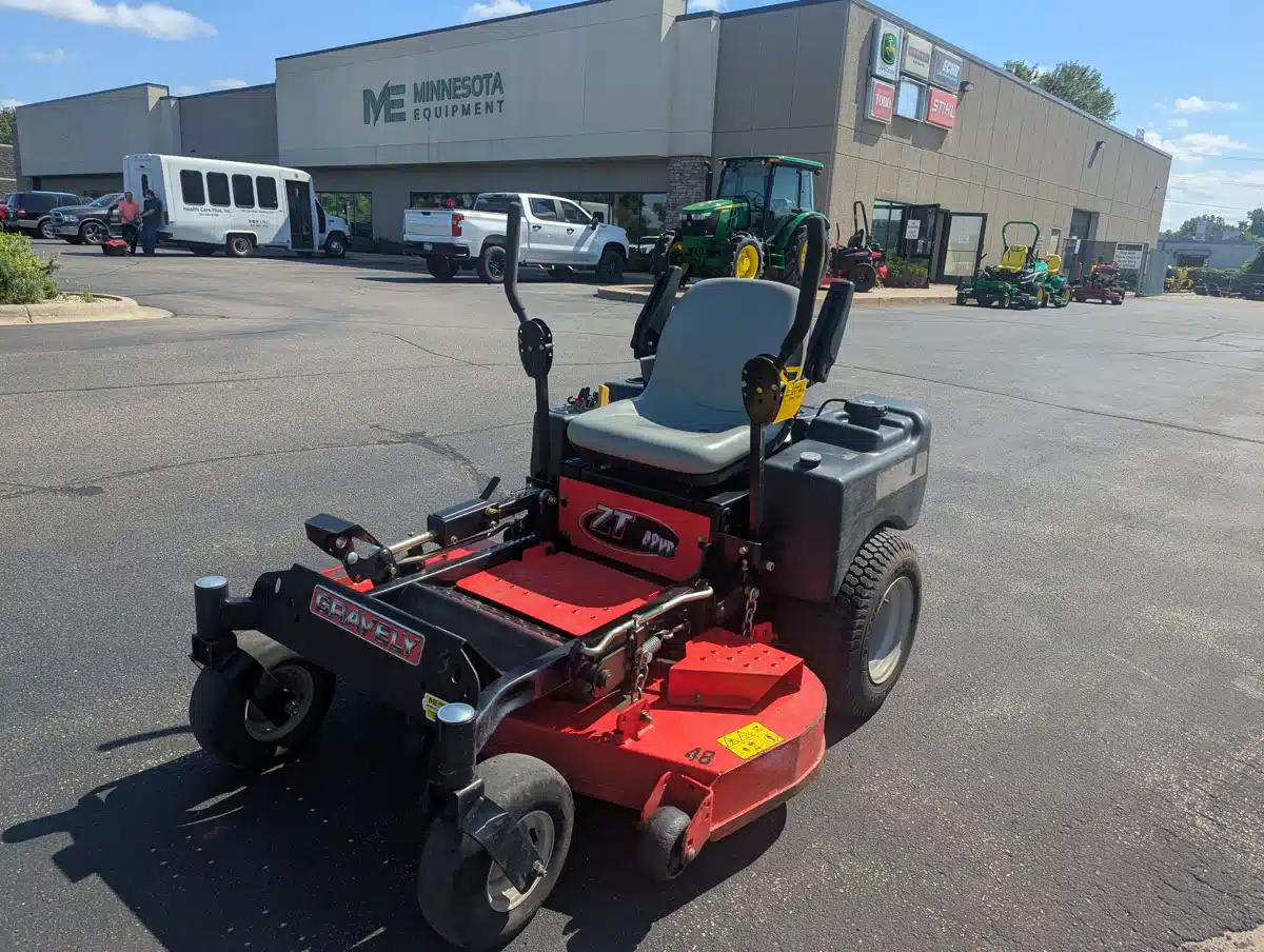 Gallery image 2 for Used 2014 Gravely 991082 ZTHD-48 Mower - Zero Turn