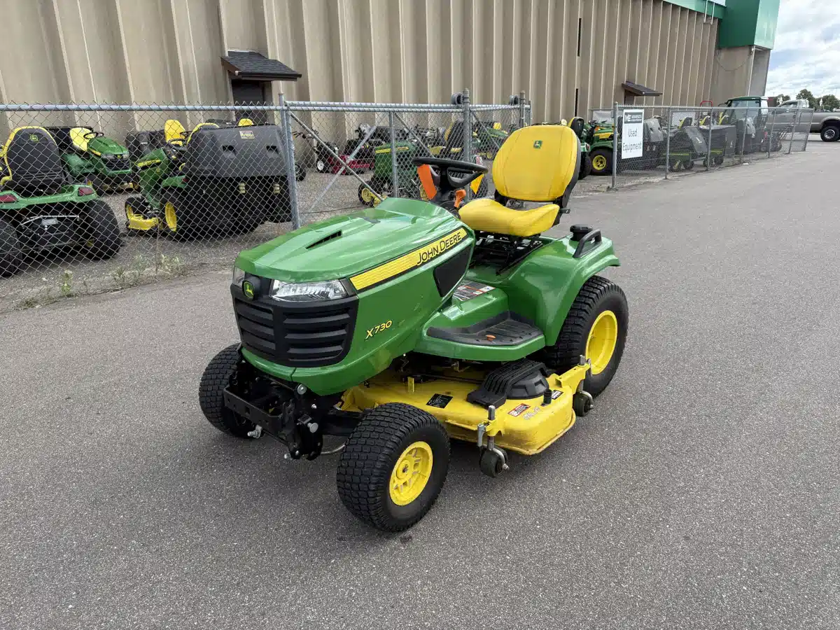 Gallery image 2 for Used 2019 John Deere X730 Lawn Tractor