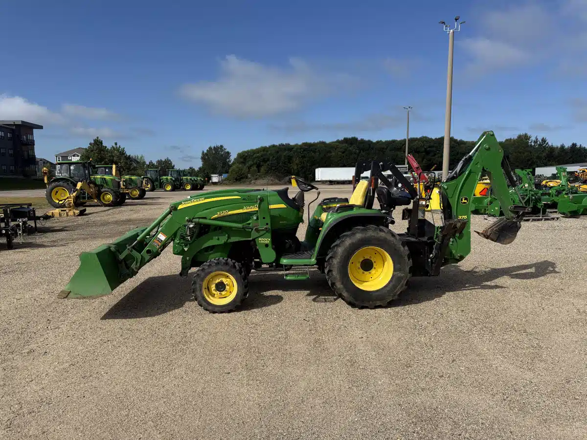 Gallery image 1 for Used 2010 John Deere 3720 Tractor