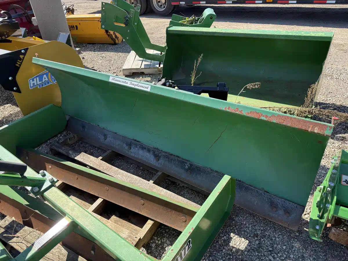 Gallery image 2 for Used Minnesota 8' PLOW Snow Blade