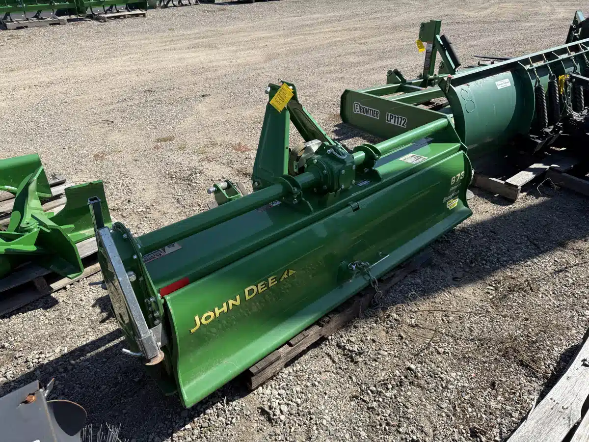 Gallery image 2 for Used 2017 John Deere 673 Rotary Hoe