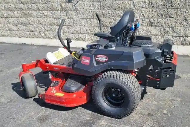 Gallery image 2 for Used Toro TITAN Mower - Zero Turn