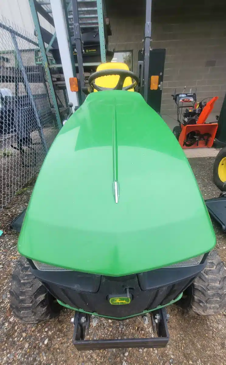 Gallery image 2 for Used 2012 John Deere 1026R Tractor