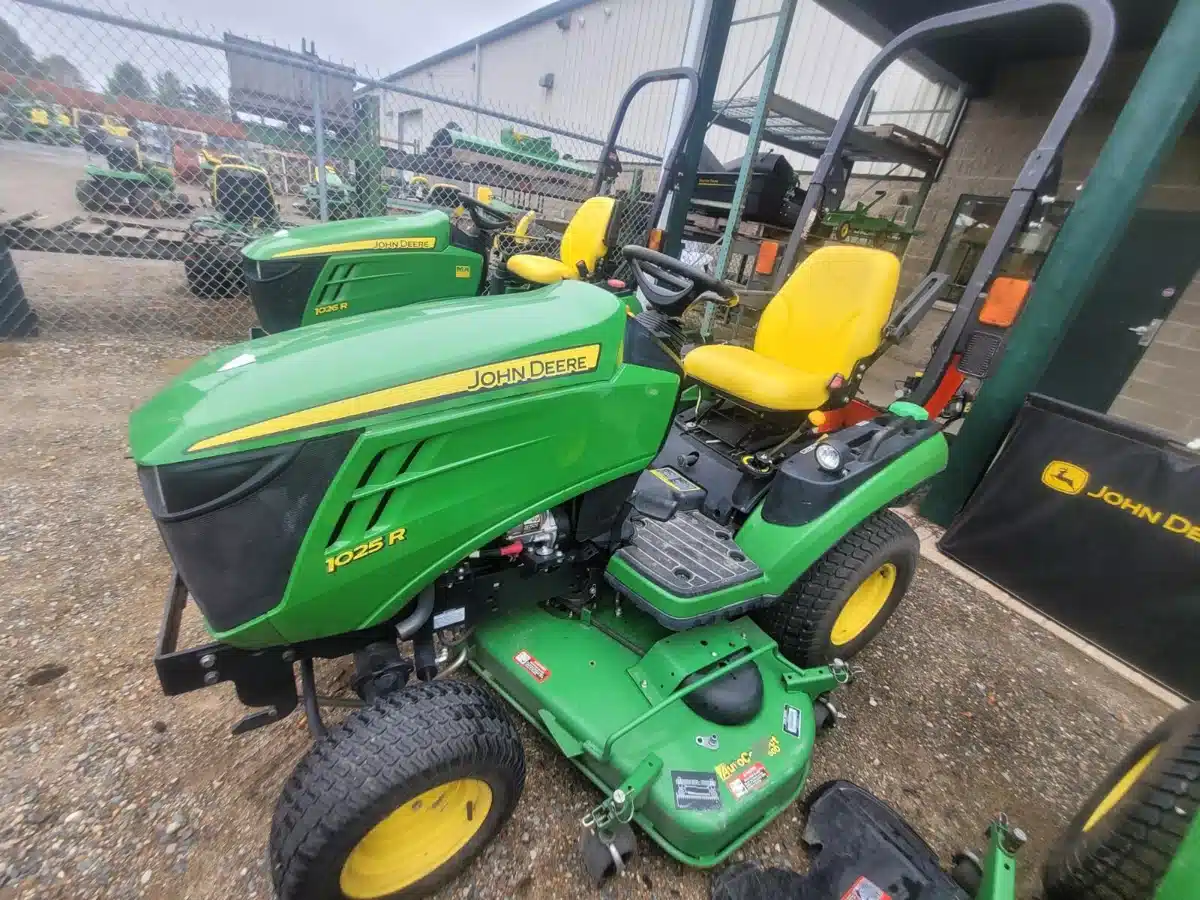 Gallery image 1 for Used 2014 John Deere 1025R Tractor