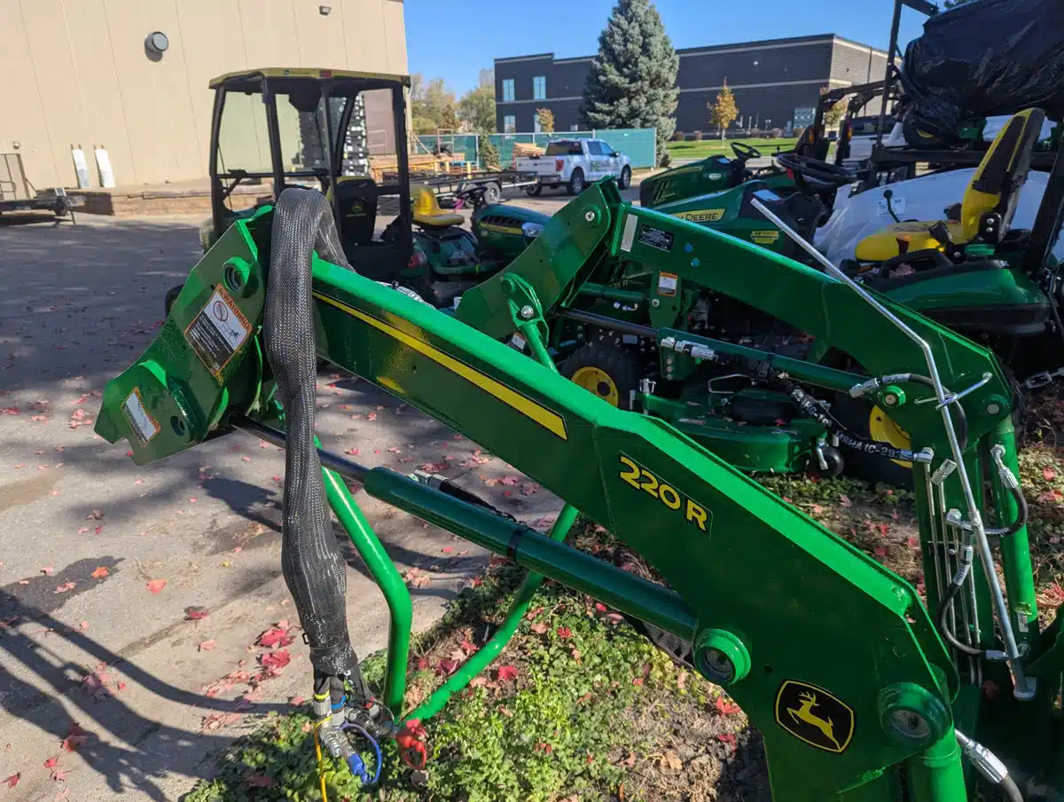 Gallery image 2 for Used 2025 John Deere 220R Front End Loader