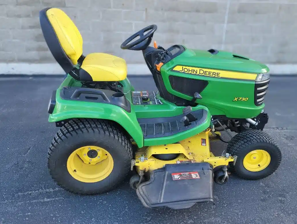 Gallery image 2 for Used 2014 John Deere X730 Lawn Tractor
