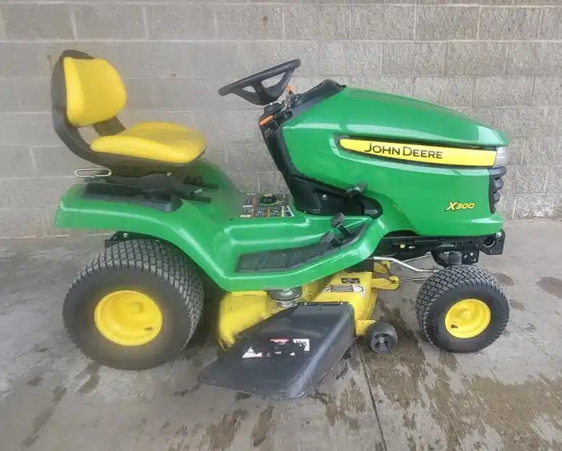 Gallery image 2 for Used 2013 John Deere X300 Lawn Tractor