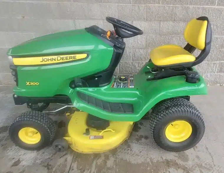 Used 2013 John Deere X300 Lawn Tractor