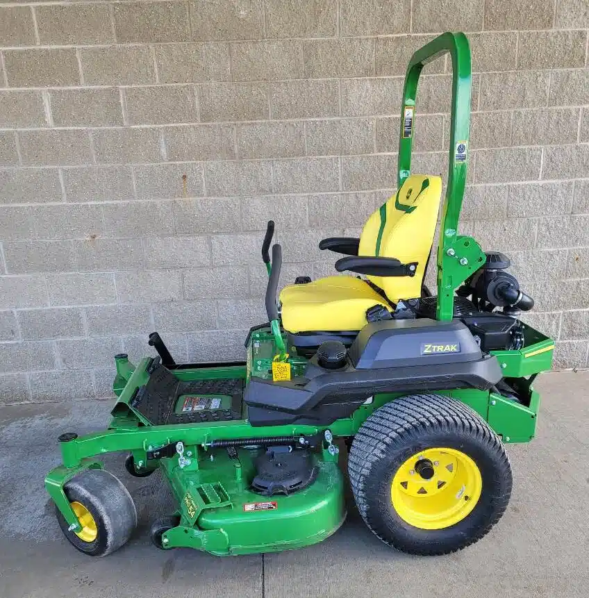 Used 2024 John Deere Z760R Mower - Zero Turn