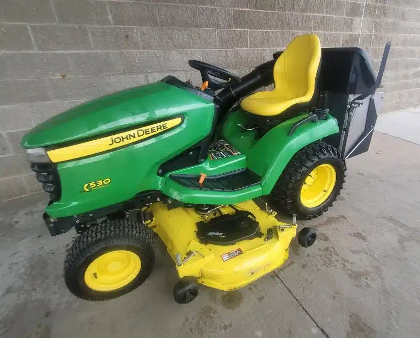 Gallery image 2 for Used 2012 John Deere X530 Lawn Tractor