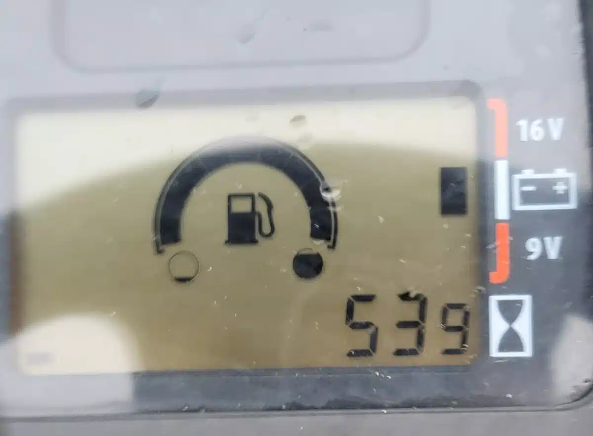 Gallery image 2 for 2021 John Deere X354 Lawn Tractor