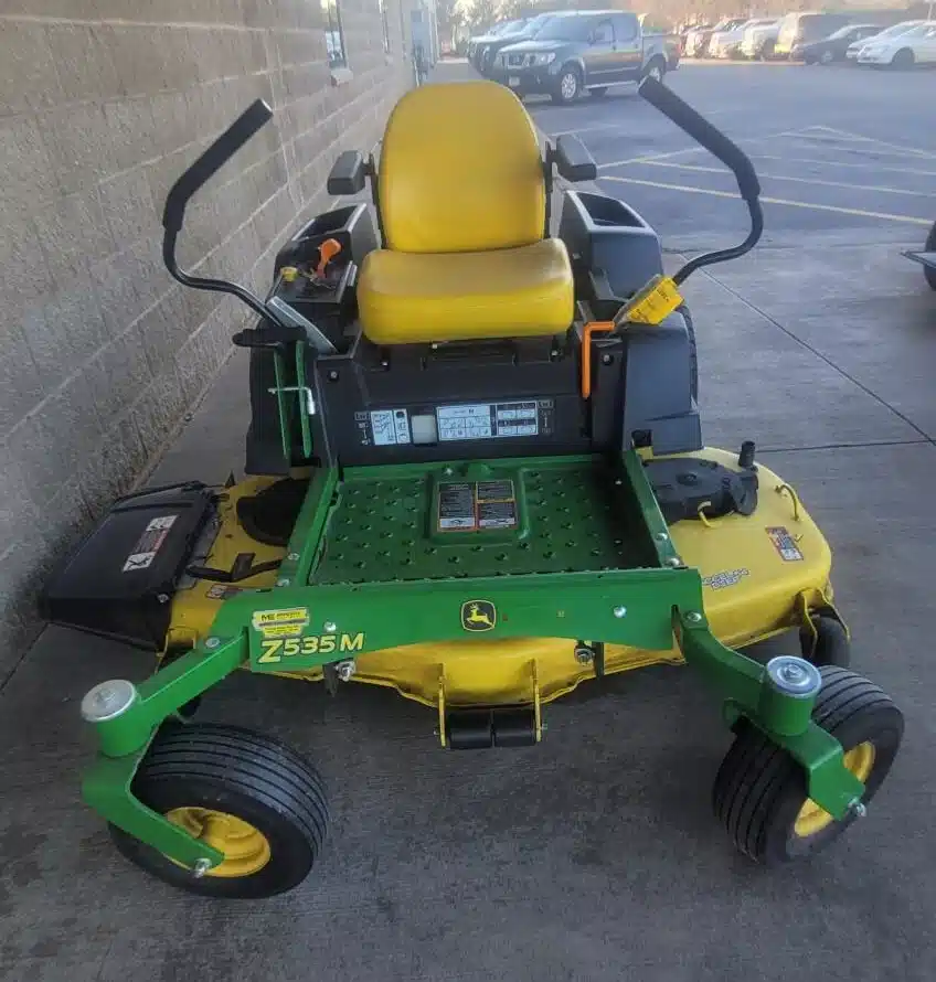 Gallery image 2 for Used 2018 John Deere Z535M Mower - Zero Turn