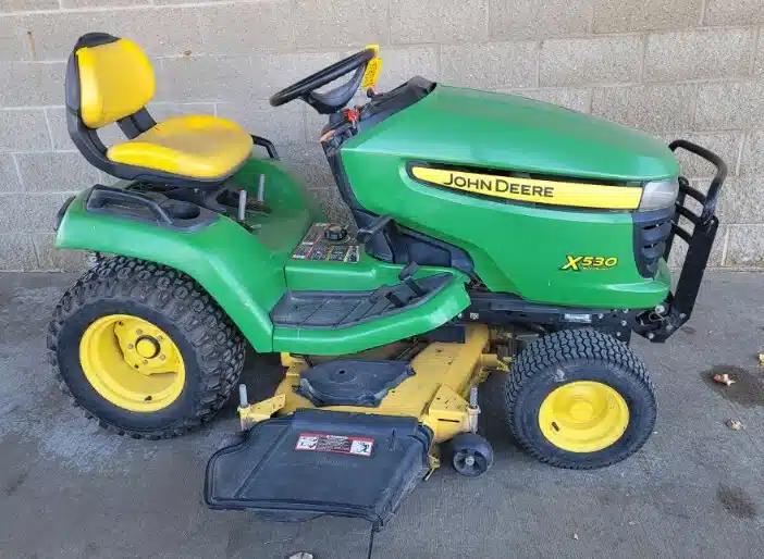 Gallery image 2 for Used 2009 John Deere X530 Lawn Tractor