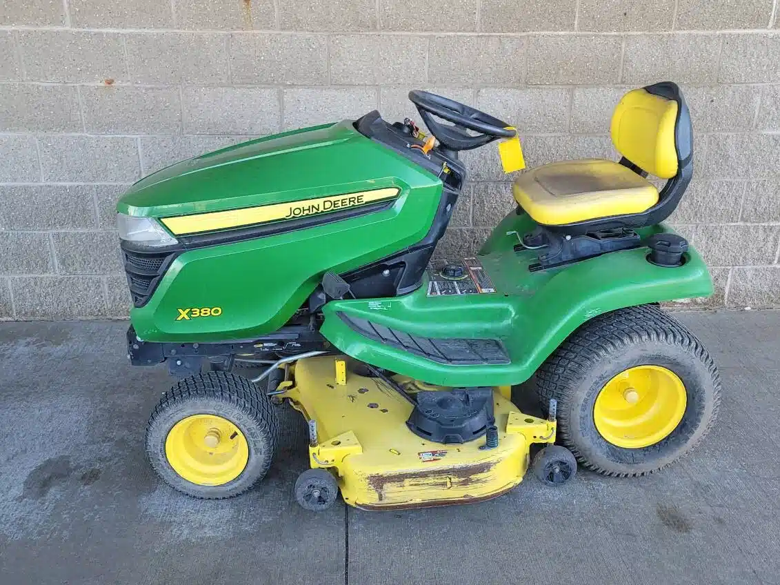 Used 2015 John Deere X380 Lawn Tractor