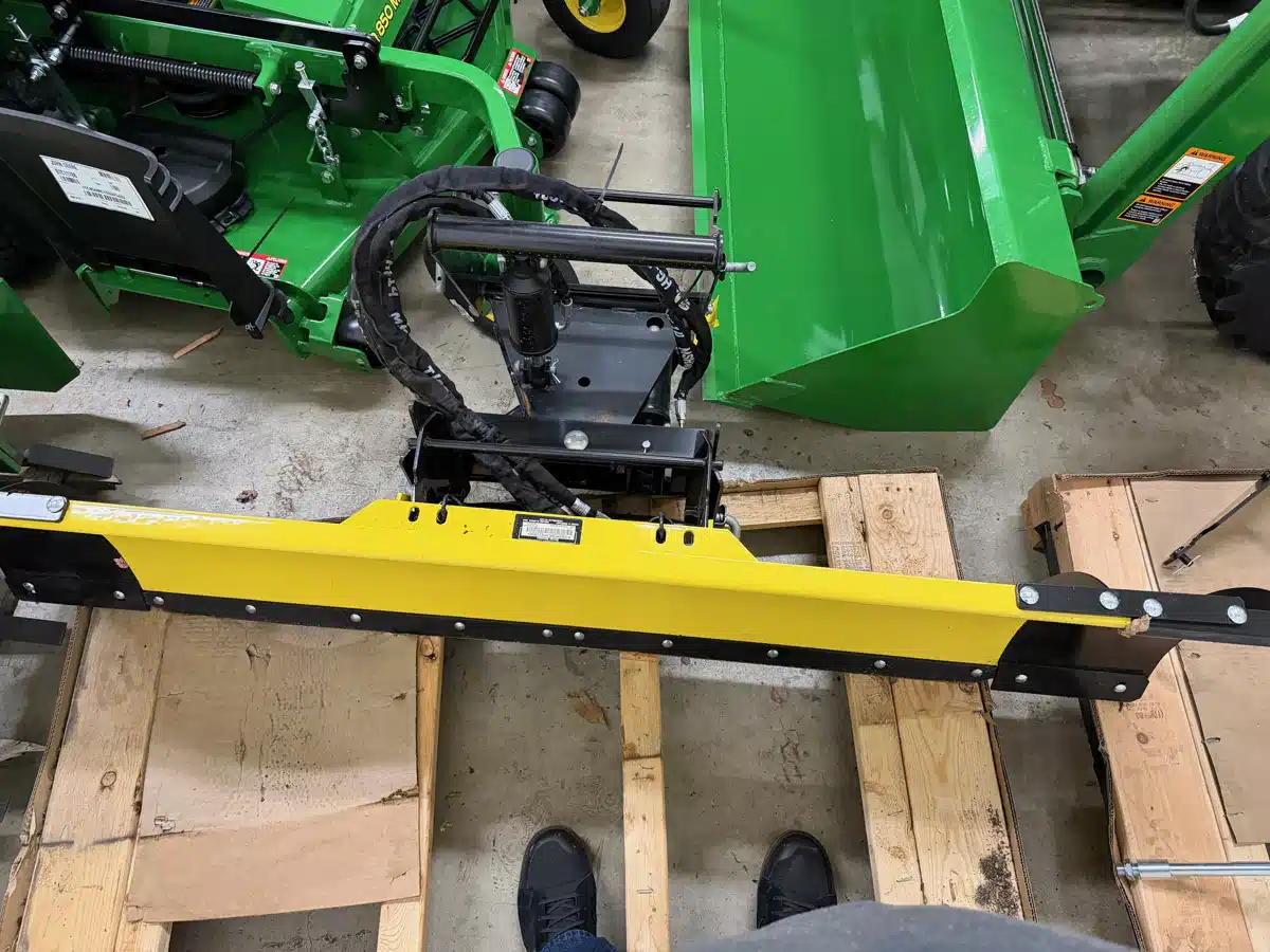 Gallery image 2 for 2022 John Deere 54" Blade Attachment