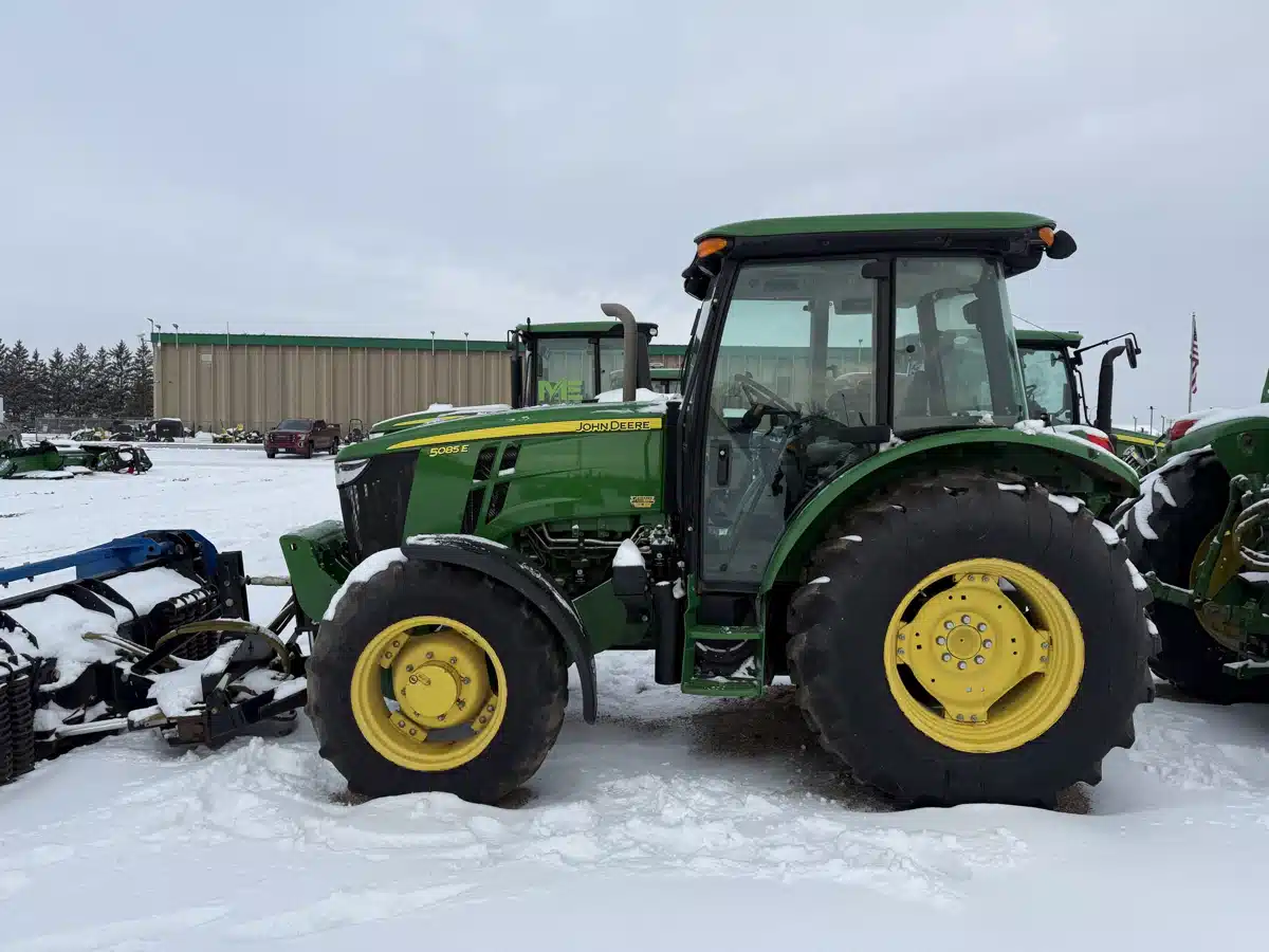 Gallery image 2 for Used 2013 John Deere 5085E Tractor