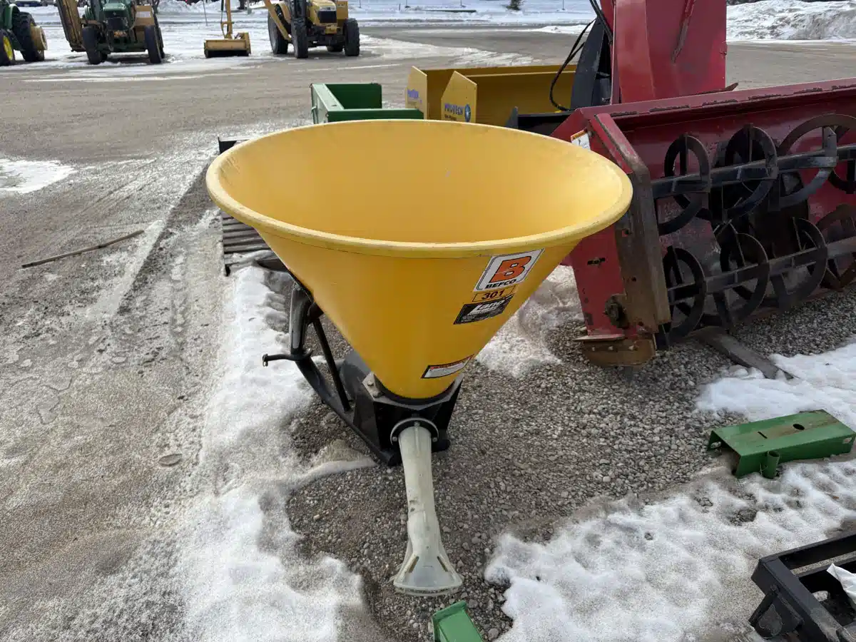 Gallery image 1 for Used Befco 301-350 Spreader - Fertilizer