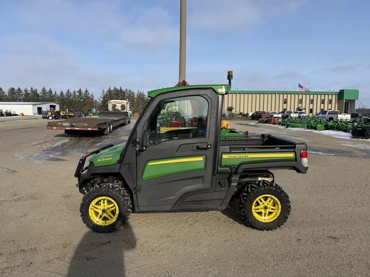 Used 2018 John Deere XUV 835R Utility Vehicle