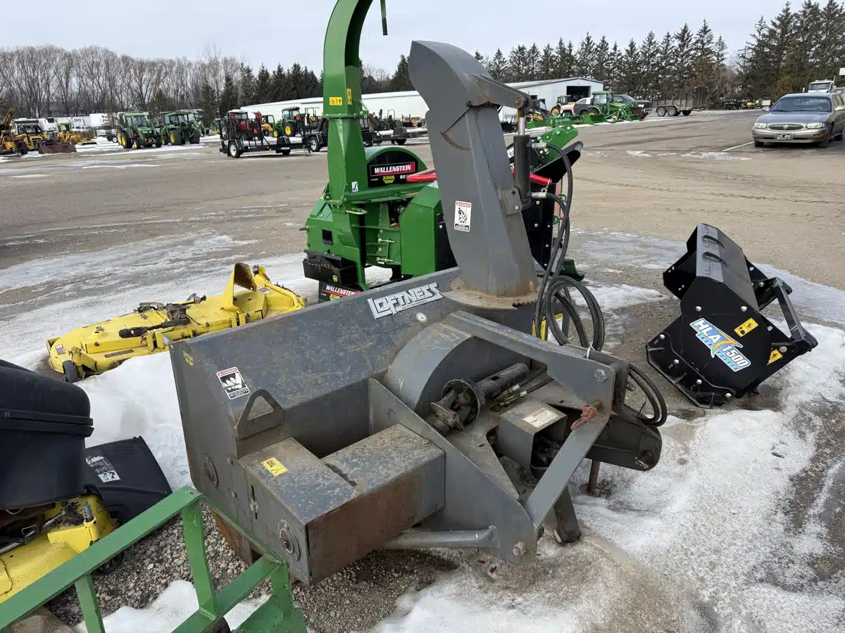 Used Loftness 721S Snow Blower