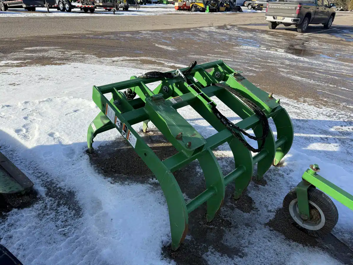 Frontier AV20E Attachment