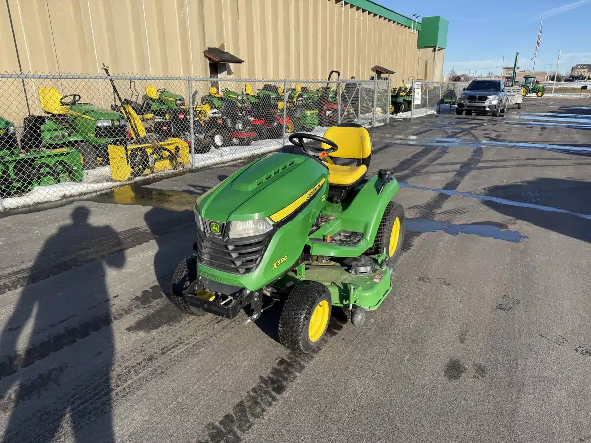 Gallery image 2 for 2020 John Deere X580 Lawn Tractor