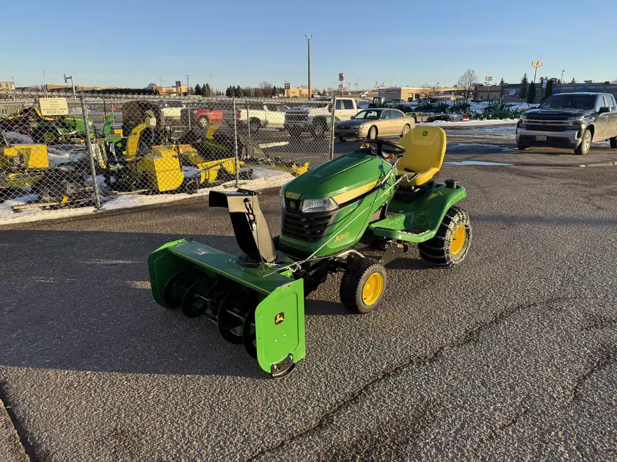 Gallery image 2 for 2023 John Deere X390 Lawn Tractor