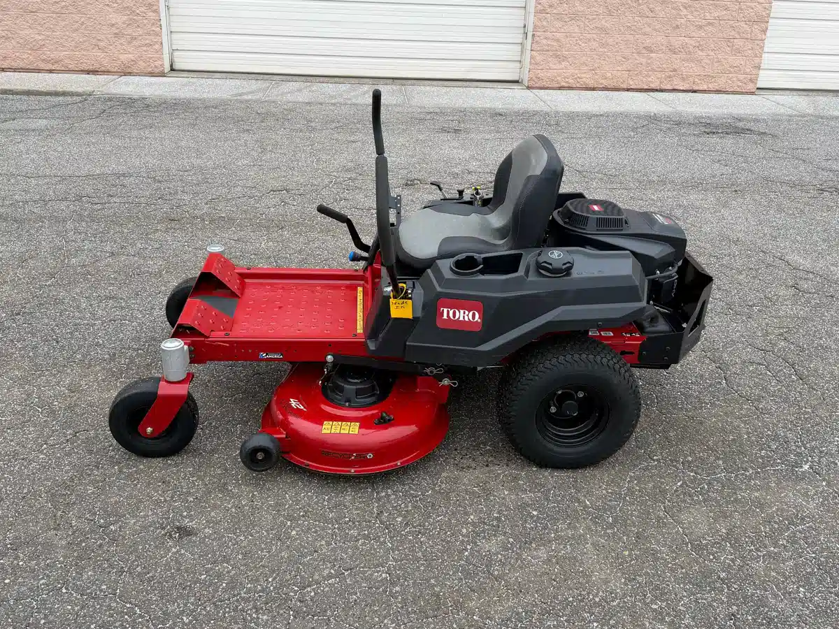 Gallery image 1 for 2022 Toro 75742 Mower - Zero Turn