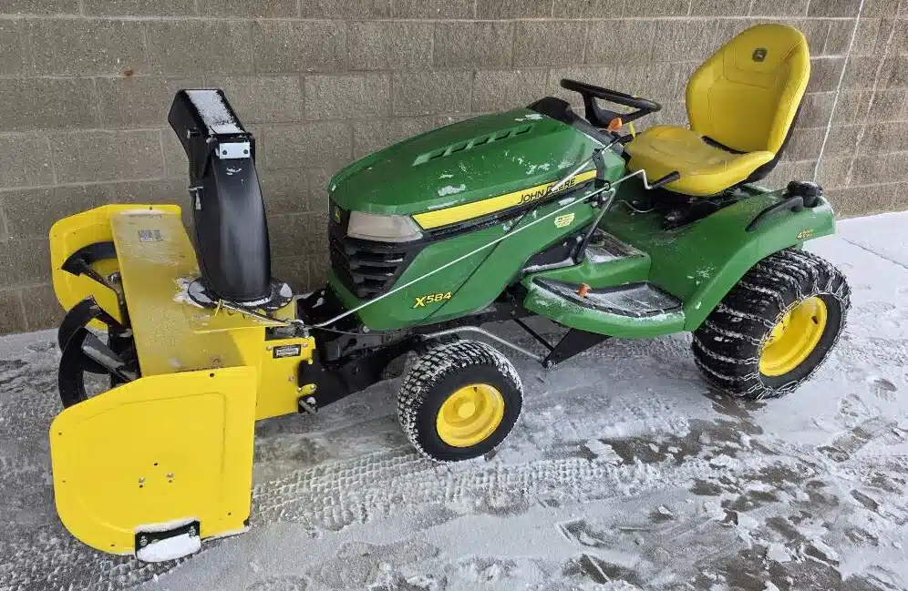 Gallery image 2 for 2020 John Deere X584 Lawn Tractor