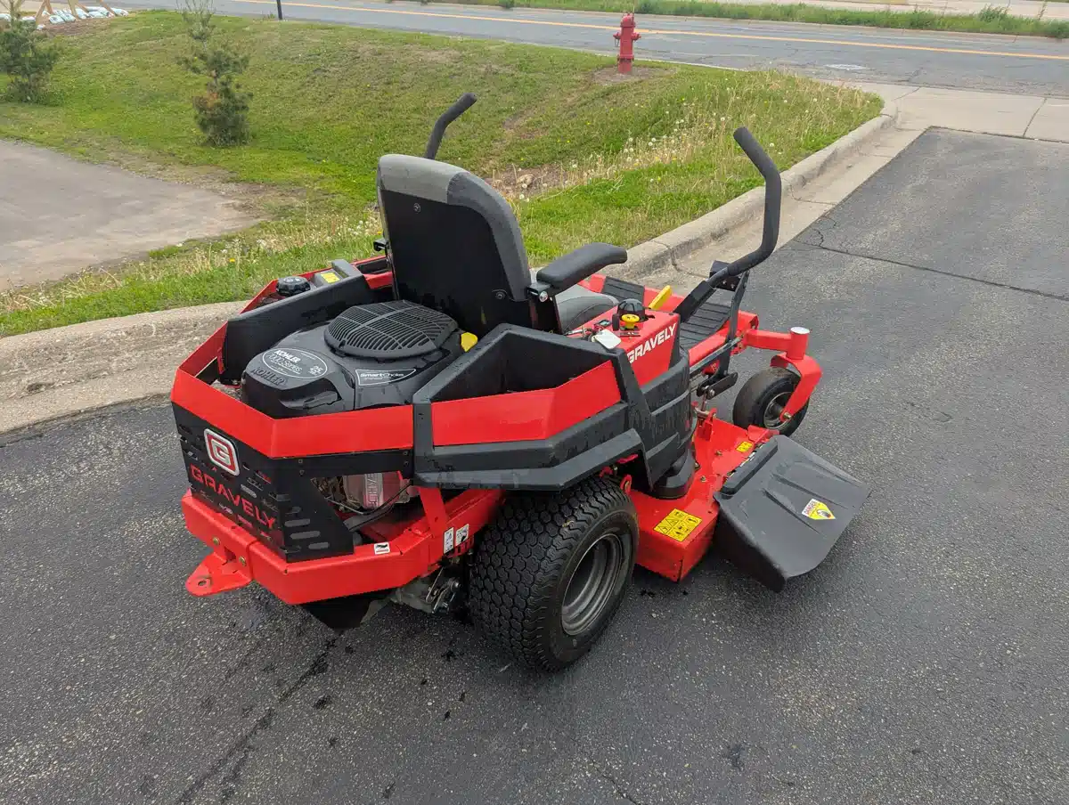 Used 2016 Gravely 915174 ZTX 52 Mower - Zero Turn | AgDealer