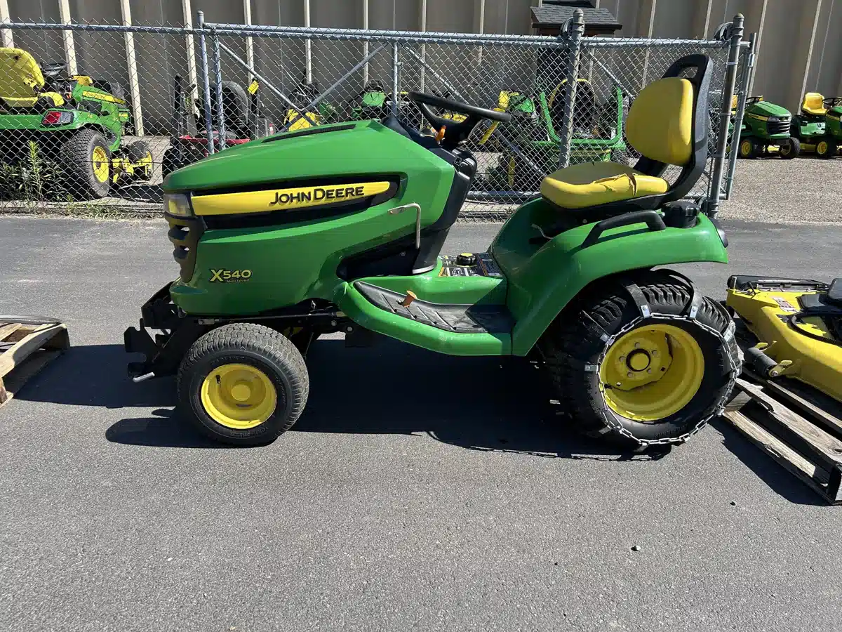 Gallery image 2 for 2007 John Deere X540 Lawn Tractor