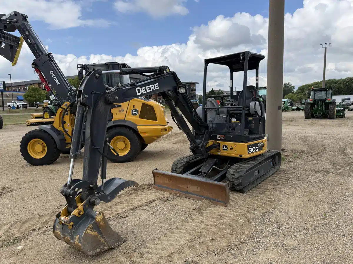 Photo de la Galerie 2 pour 2021 John Deere 30G Excavatrice