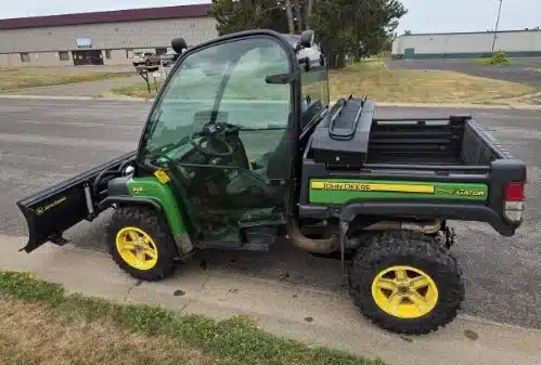 Gallery image 1 for 2011 John Deere XUV 825I Utility Vehicle