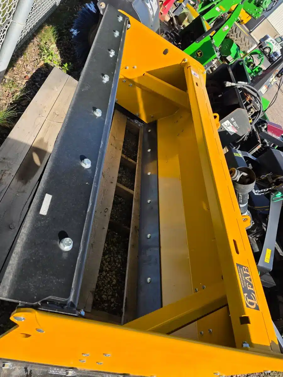 Photo de la Galerie 2 pour 8' CL Snow Pusher Gratte à neige
