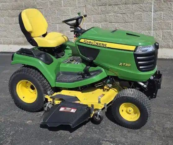 Gallery image 2 for 2016 John Deere X730 Lawn Tractor