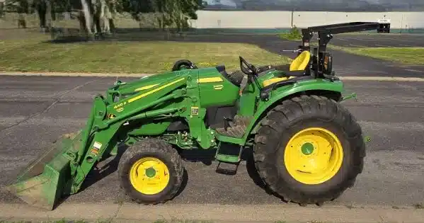 Gallery image 1 for 2019 John Deere 4066R Tractor