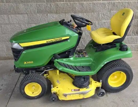 Gallery image 2 for 2021 John Deere X380 Lawn Tractor